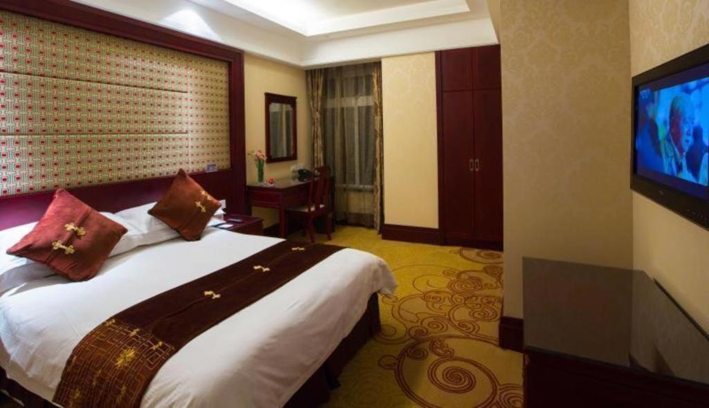 Feicheng Blossom Hotel Exterior photo